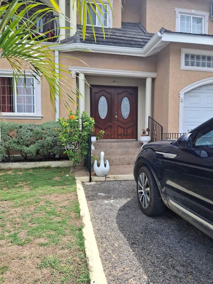 JOURNEYS AT MANGO WALK