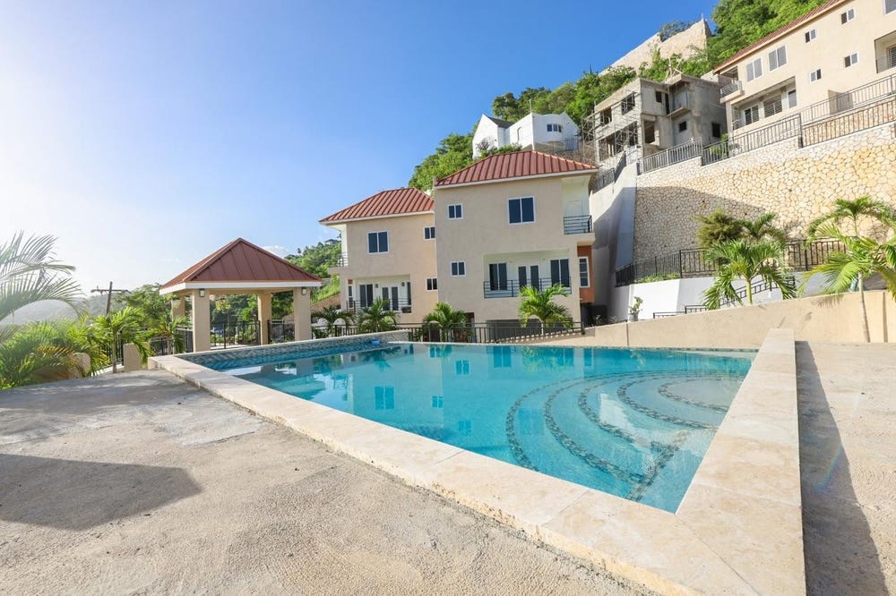 HILL ROAD, NORBROOK HEIGH