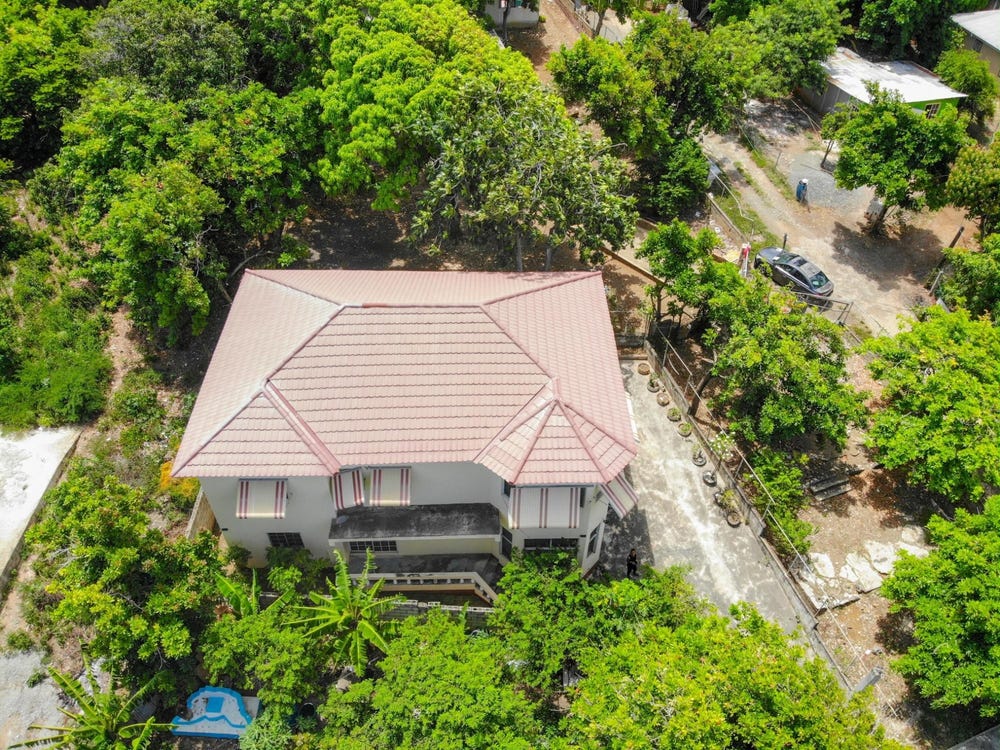 WHITE HORSE DIST, Morant Bay, St. Thomas