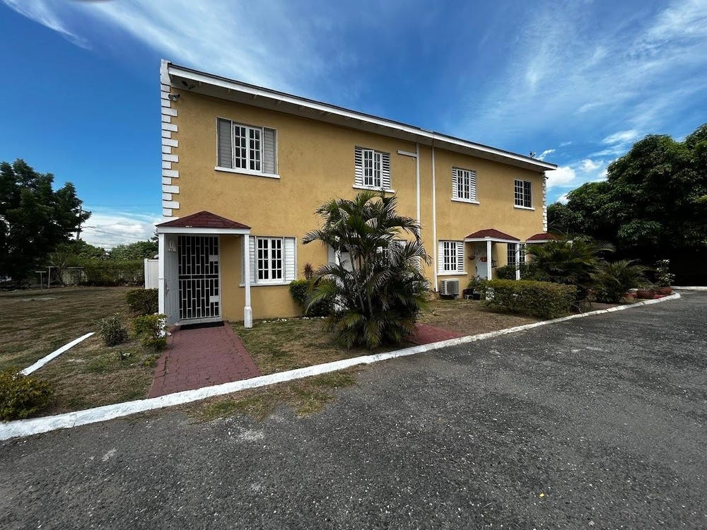 8 CASSANDRA AVENUE unit: 4, Kingston 10, St. Andrew