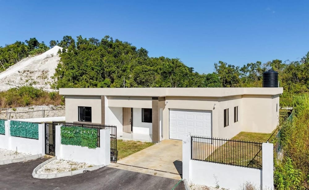 MIRAVAL ESTATE, BYBROOK