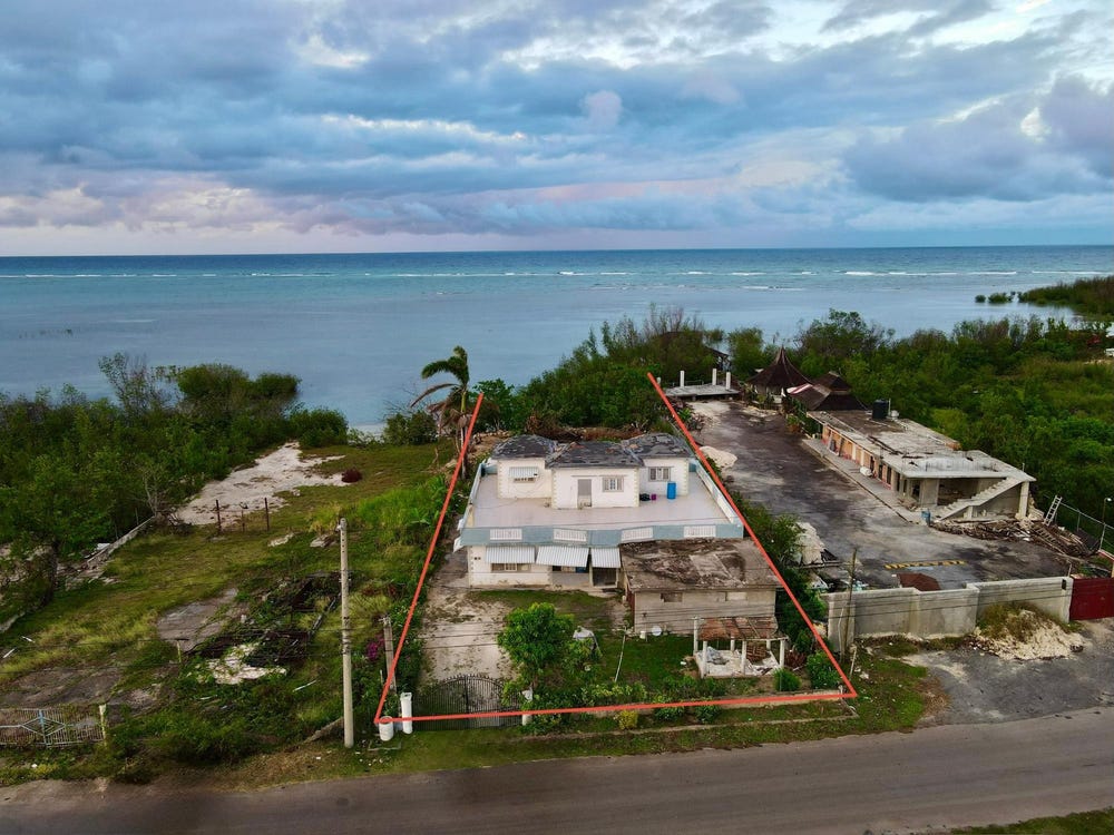 GREENWOOD lot: 15, BARRETT TOWN, St. James