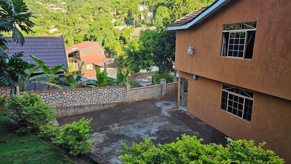 LESLIE WAY Kingston & St. Andrew Kingston 19, Kingston 19, Kingston, Kingston 19, Kingston