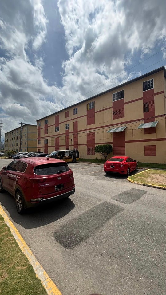 224 COOREVILLE GARDENS APARTM, Kingston 20, St. Andrew
