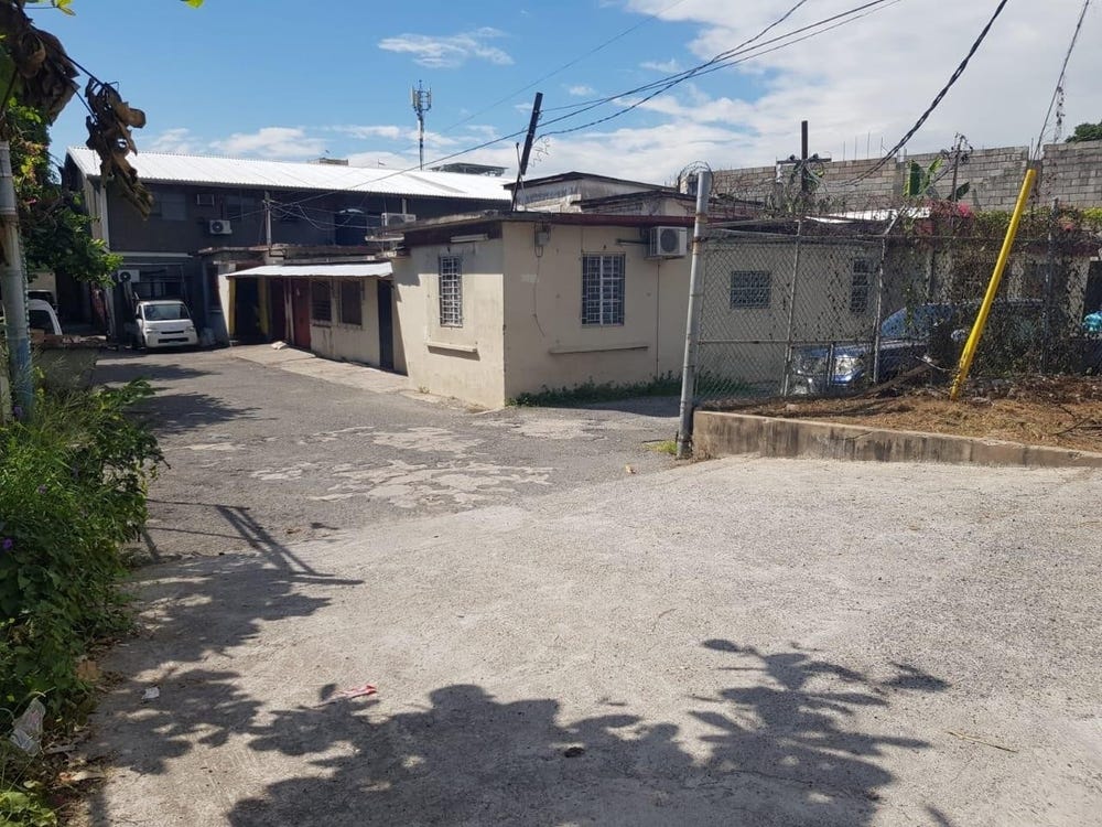 NORTH AVENUE, KINGSTON 5