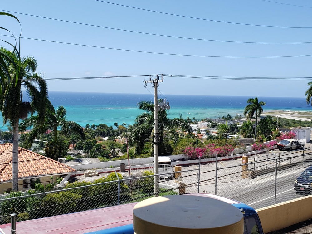 RAMPARTS CL, MONTEGO BAY