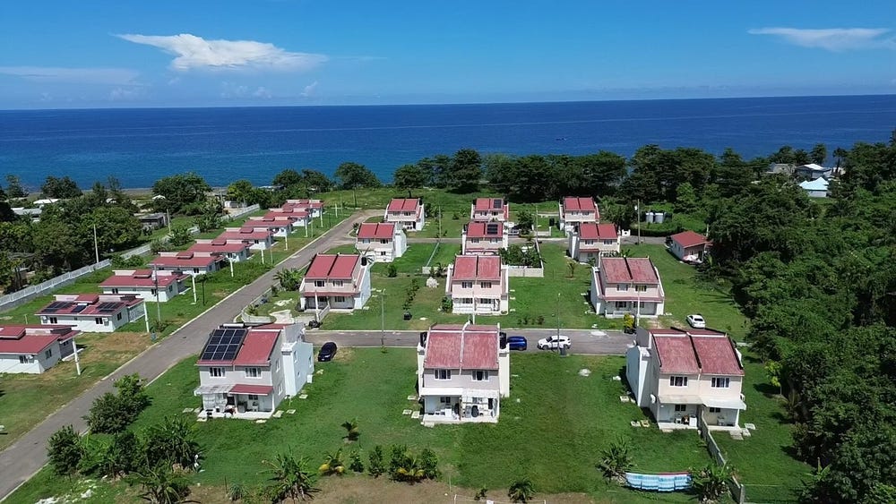INDUSTRY COVE MANOR unit: 51, Green Island, Hanover