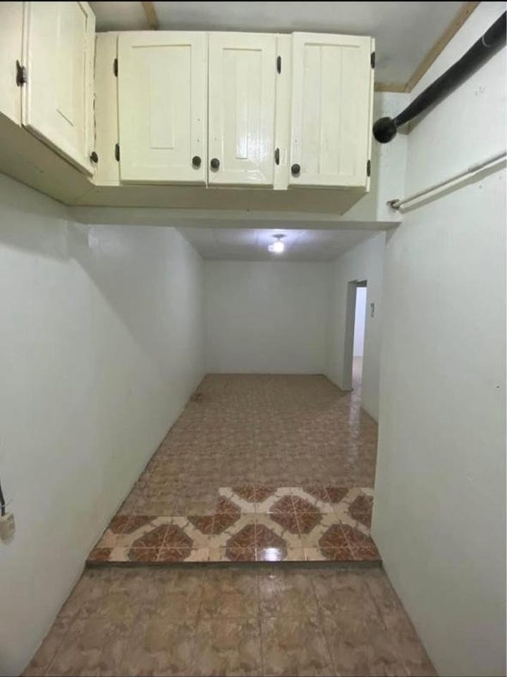 1 TWICKENHAM GARDENS