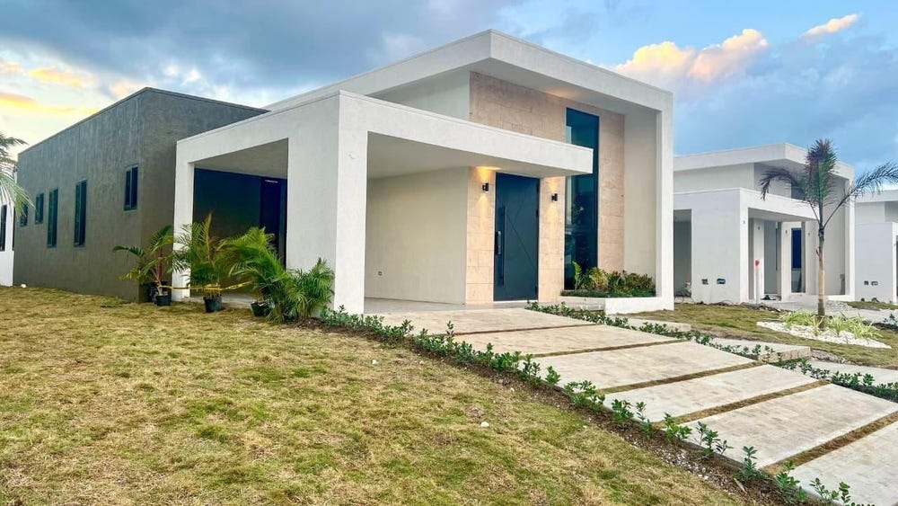 182 PALACIO RIVERA, HAPPY RET, Breadnut Hill, St. Ann