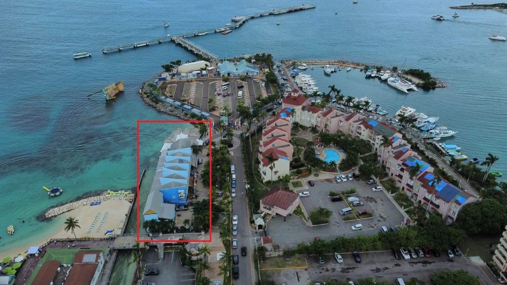 FISHERMANS POINT, OCHO RI, Ocho Rios, St. Ann