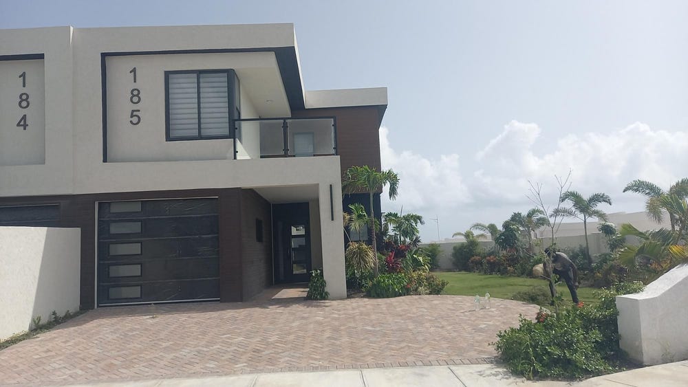104 PARADISIAC VILLAGE unit: Onyx, Richmond, St. Ann