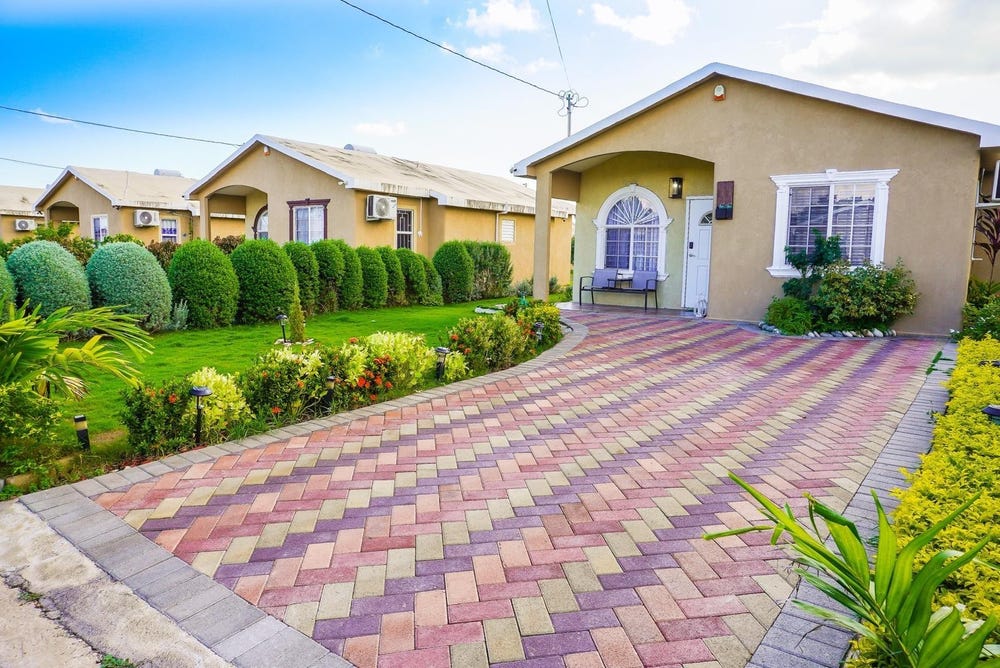 PHOENIX PARK lot: 1525, Phoenix Park, St. Catherine