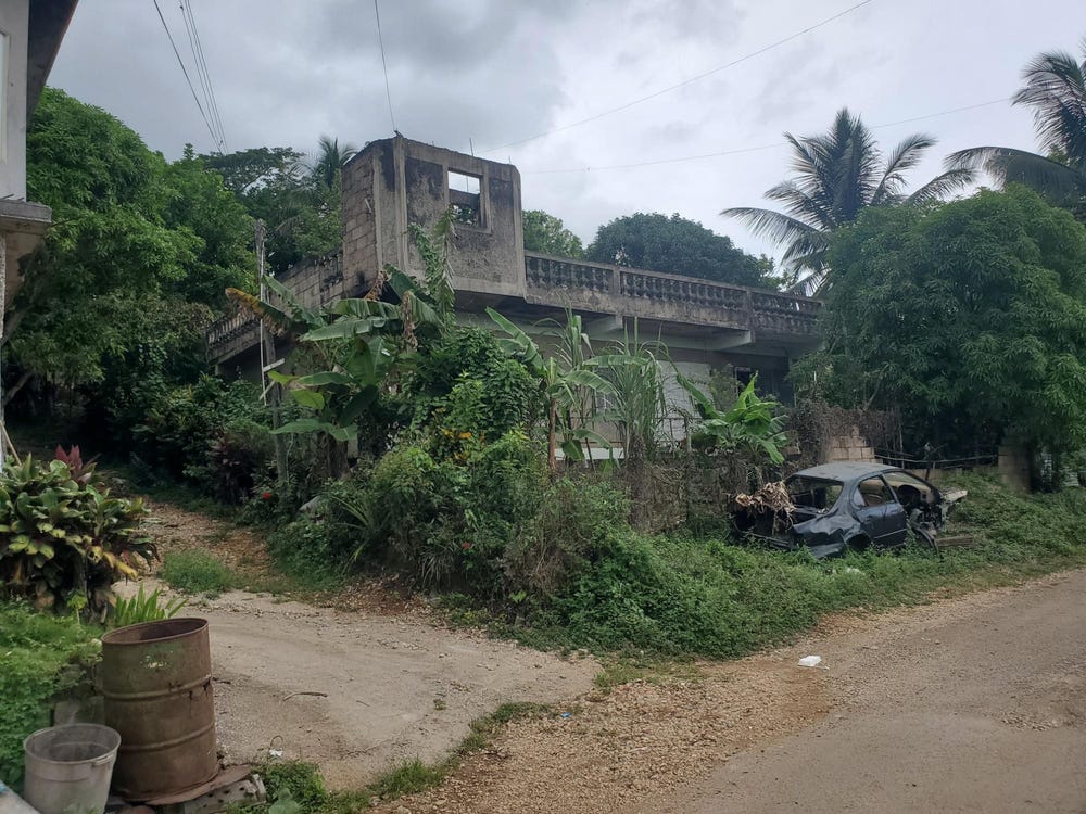 31 HYDE & GIBRALTAR, KINLOSS, Clarks Town, Trelawny