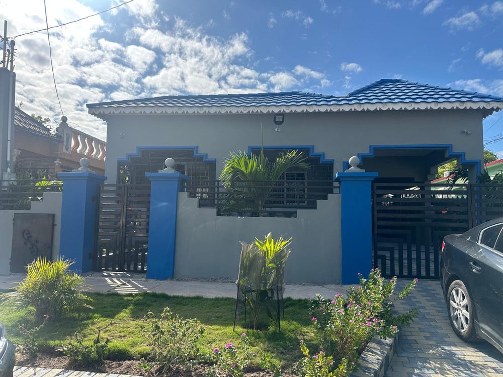 6 SIRUS AVENUE, Kingston 1, Kingston