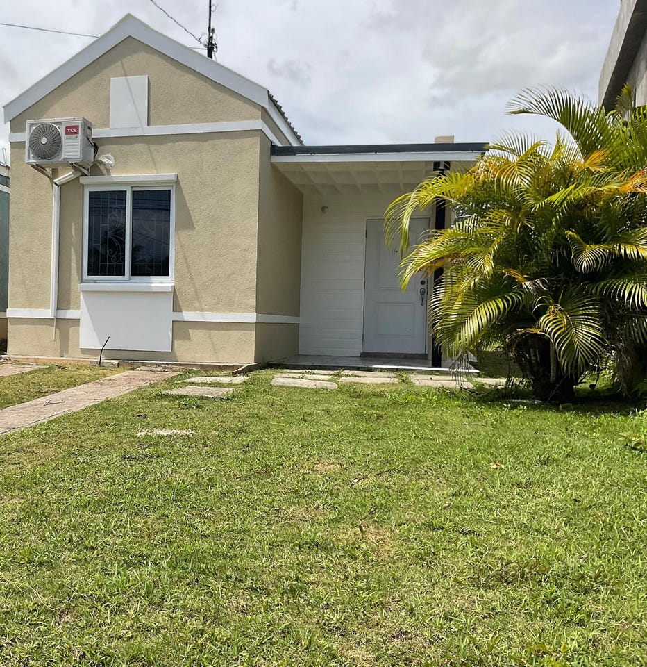 135 MEADOWS OF IRWIN, Granville, St. James