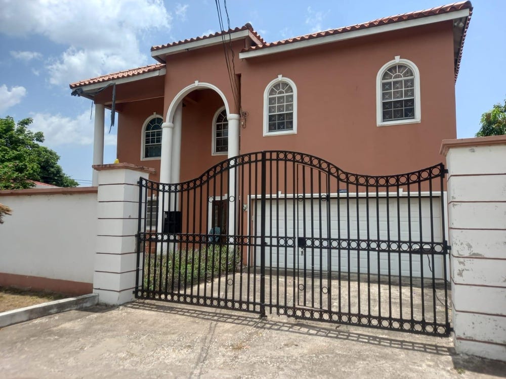 81 THREE VIEWS AVENUE, REDHI, Kingston 20, St. Andrew