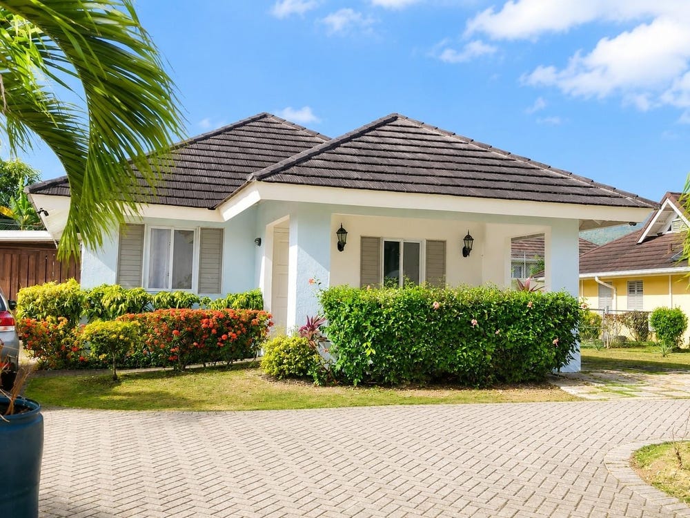 521 PAPAYA AVENUE, Richmond, St. Ann