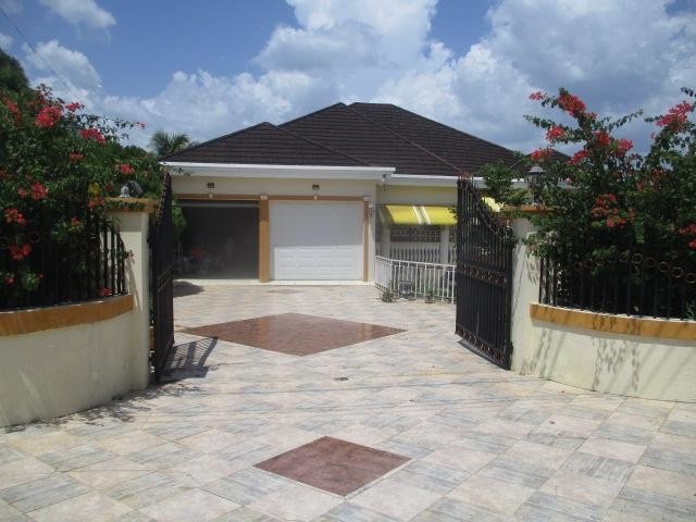 54 HOMESTEAD WAY PROV. ACRES, Santa Cruz, St. Elizabeth