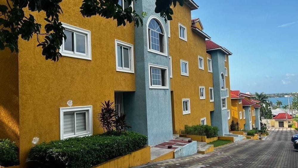READING MANOR unit: 5, Montego Bay, St. James