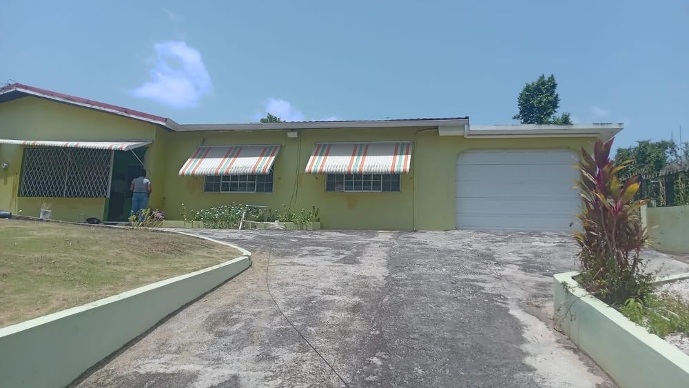 25 RETIREMENT ROAD SANTA, Santa Cruz, St. Elizabeth