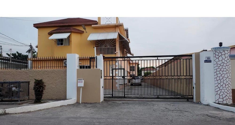 38 HUGHENDEN AVENUE unit: 10, Kingston 20, St. Andrew