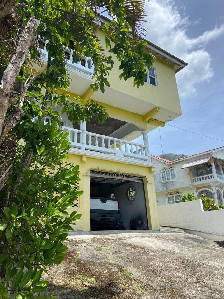ST MARGARETS BAY - PORTLA unit: 4, Little Spring Garden, Portland