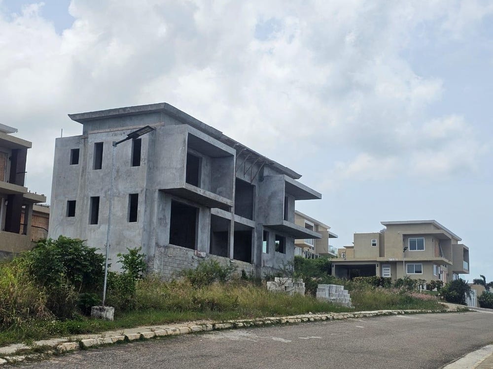 WHITE HOUSE BEACH CLUB, White House WD, Westmoreland