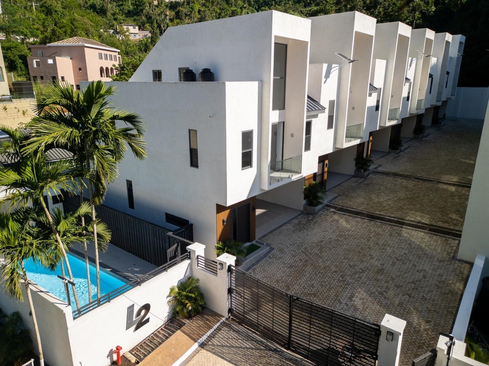 2 LIPSCOMBE AVE unit: Th-A2, Kingston 9, St. Andrew