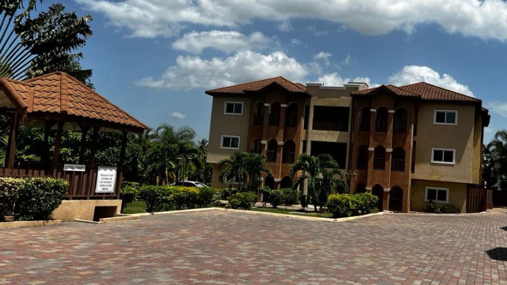 7 MILLSBOROUGH AVENUE unit: 17, Kingston 6, St. Andrew