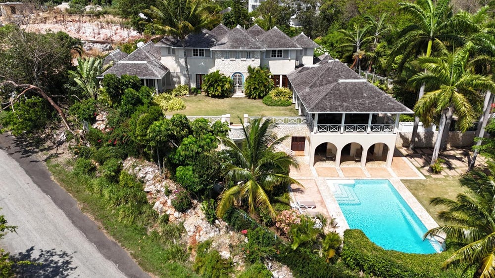 6 CARIBBEAN HEIGHTS, Montego Bay, St. James